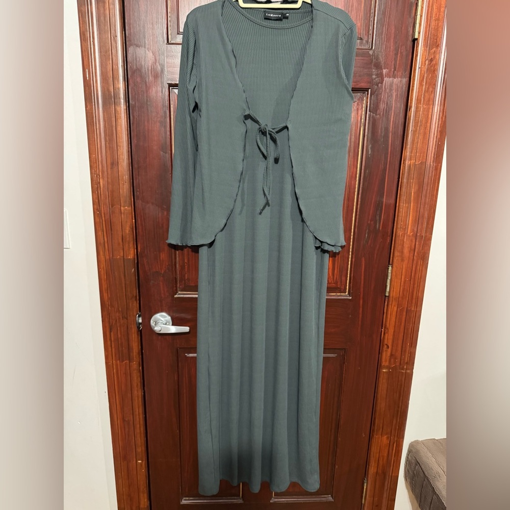 Elegant Gray Maxi Dress